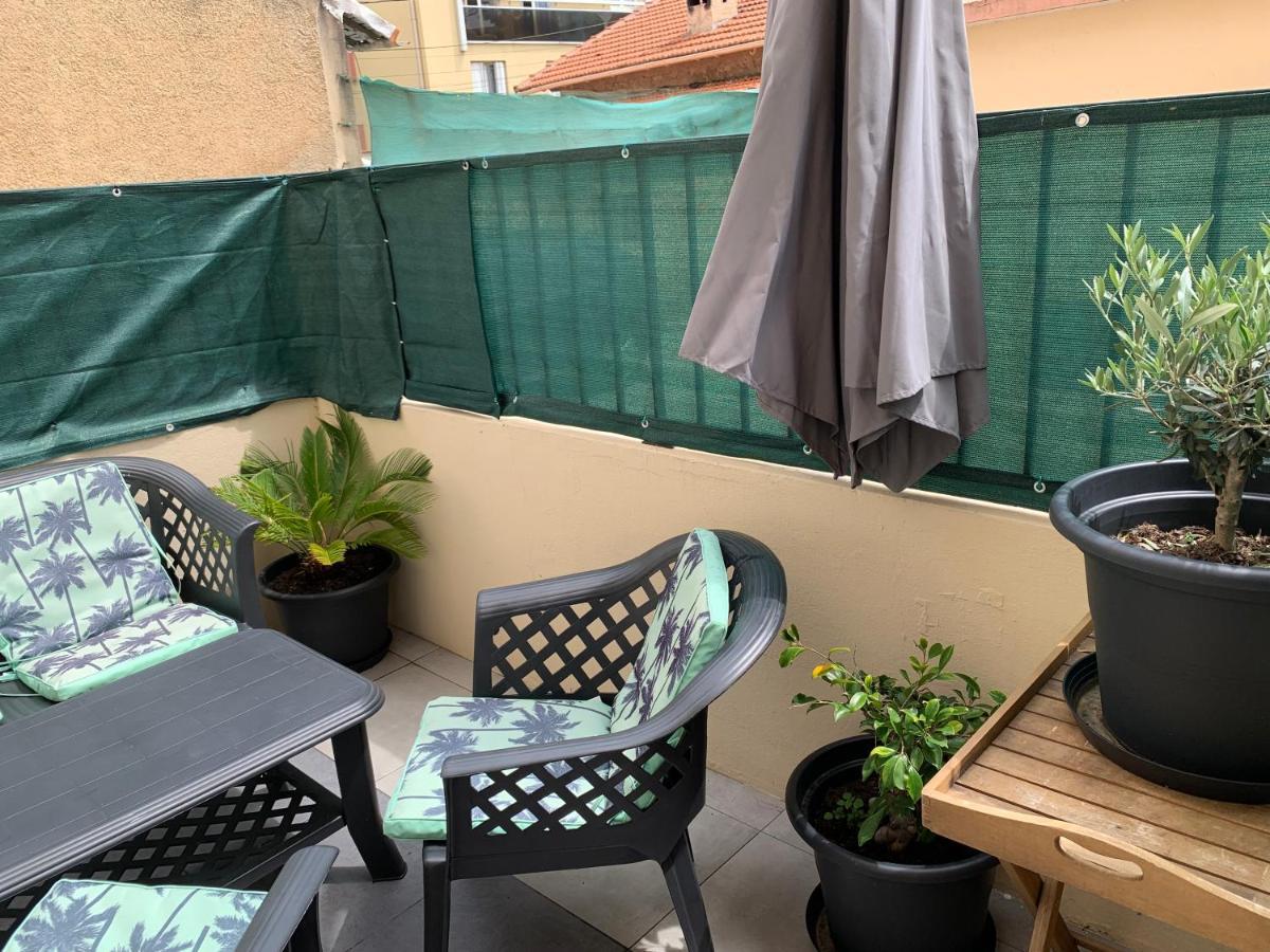 Grand Studio Tres Agreable Avec Bar, Cuisine Et Terrasse 滨海卡涅 外观 照片